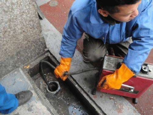 札达疏通下水道